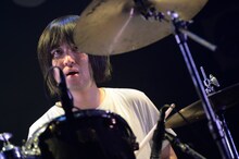 小泉貴裕（Dr）（Photo by TEPPEI）