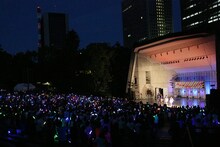 でんぱ組.incの東京・日比谷野外大音楽堂公演の様子。