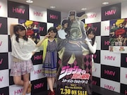 HMV栄でのイベント後の様子。左から坂本遥奈、咲良菜緒、空条承太郎、安藤ゆず。