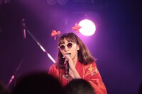 あっこ（HAPPY BIRTHDAY）（撮影：佐藤祐紀）