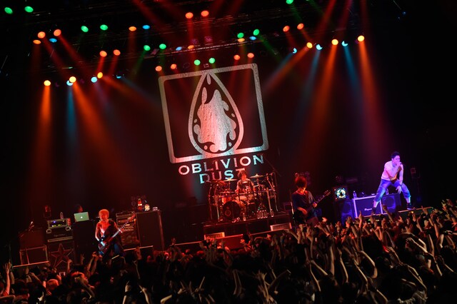 OBLIVION DUST「SAYONARA SHIBUYA-AX」の様子。
