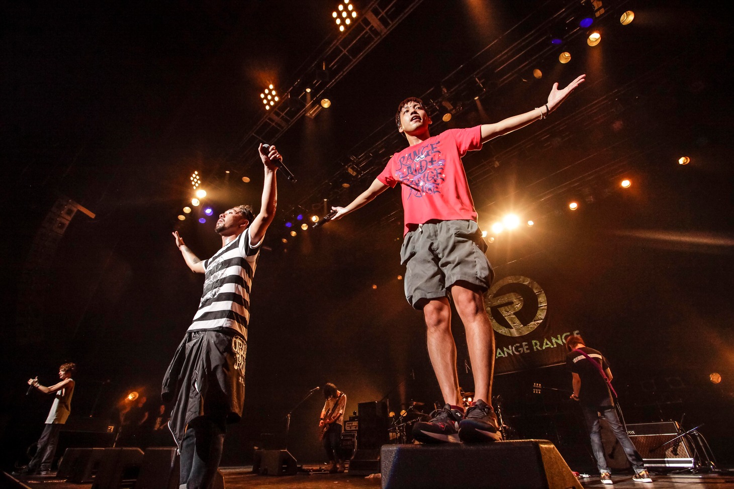 「RANGE AID+ presents ORANGE RANGE FC TOUR 014 ～リアル三十路でゴメン～」の東京公演の様子。（撮影：平野タカシ）