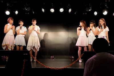 ユニットバトル開催を告知された直後のメンバー。