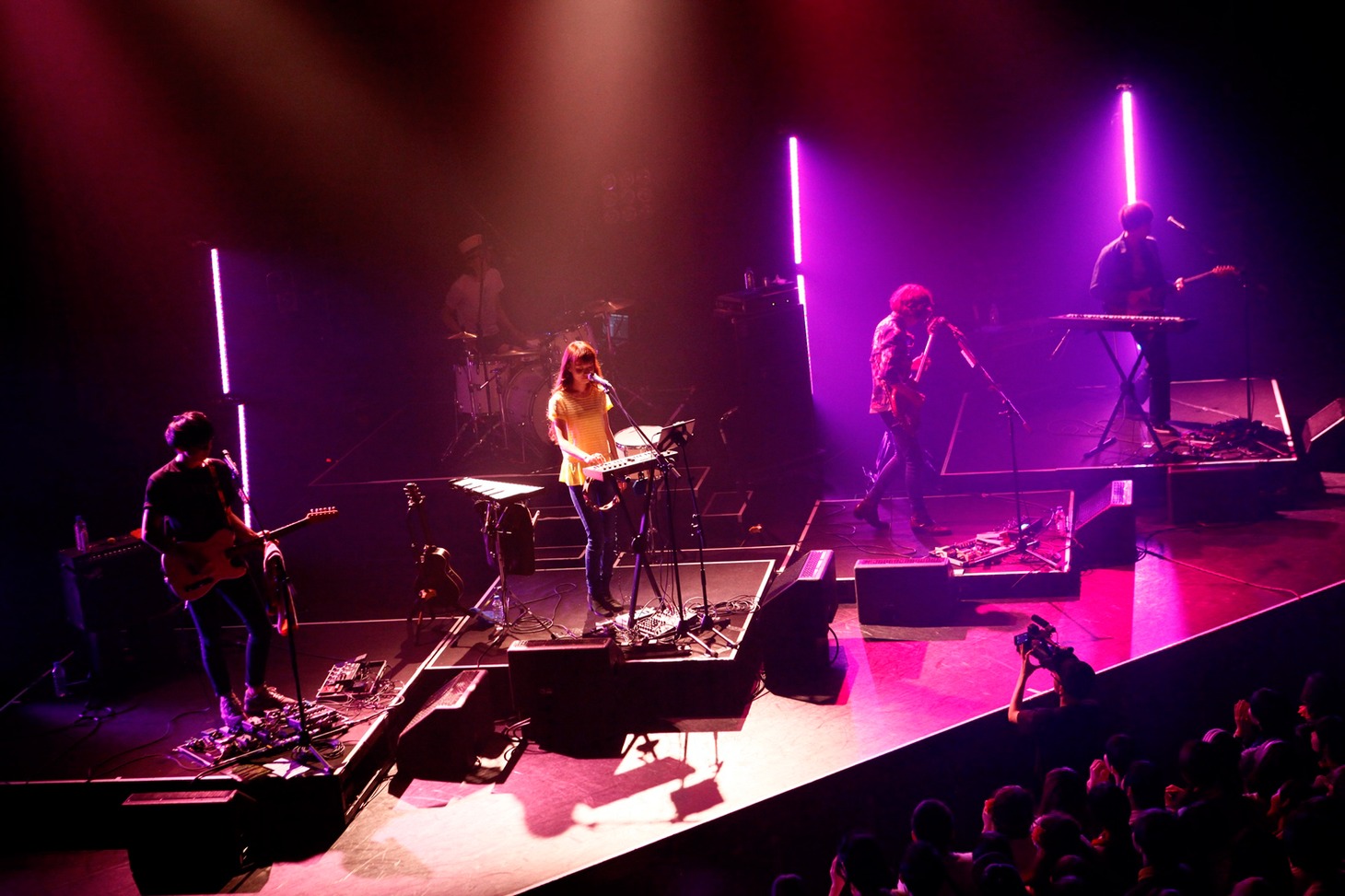Czecho No Republic「AXドリンクバイトをクビになった武井がついに演者として帰ってきた！最初で最後！武井のAX帰還ギグ！～そして伝説へ～」の様子。