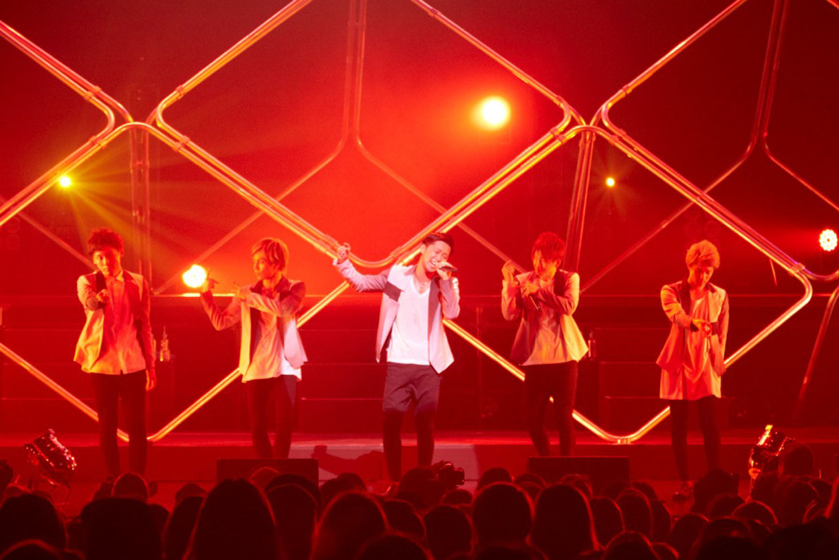 5月20日に実施されたDa-iCE「Da-iCE LIVE TOUR 2014 -PHASE 2-」東京・EX THEATER ROPPONGI 公演の様子。