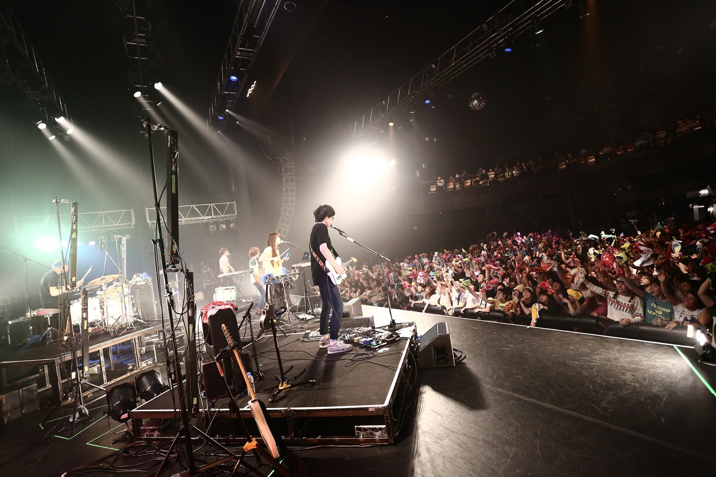 Czecho No Republic「AXドリンクバイトをクビになった武井がついに演者として帰ってきた！最初で最後！武井のAX帰還ギグ！～そして伝説へ～」の様子。
