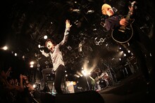 「SUPER BEAVER『361°』Release Tour 2014～周回する、ラクダ～」東京・渋谷CLUB QUATTRO公演の様子。