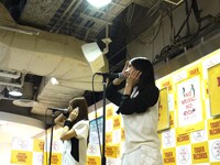 Faint*Starインストアライブの様子。