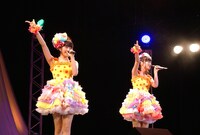 ゆいかおり「LUCKY TUNES!!」の様子。