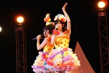 ゆいかおり「LUCKY TUNES!!」の様子。