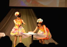 ゆいかおり「LUCKY TUNES!!」の様子。