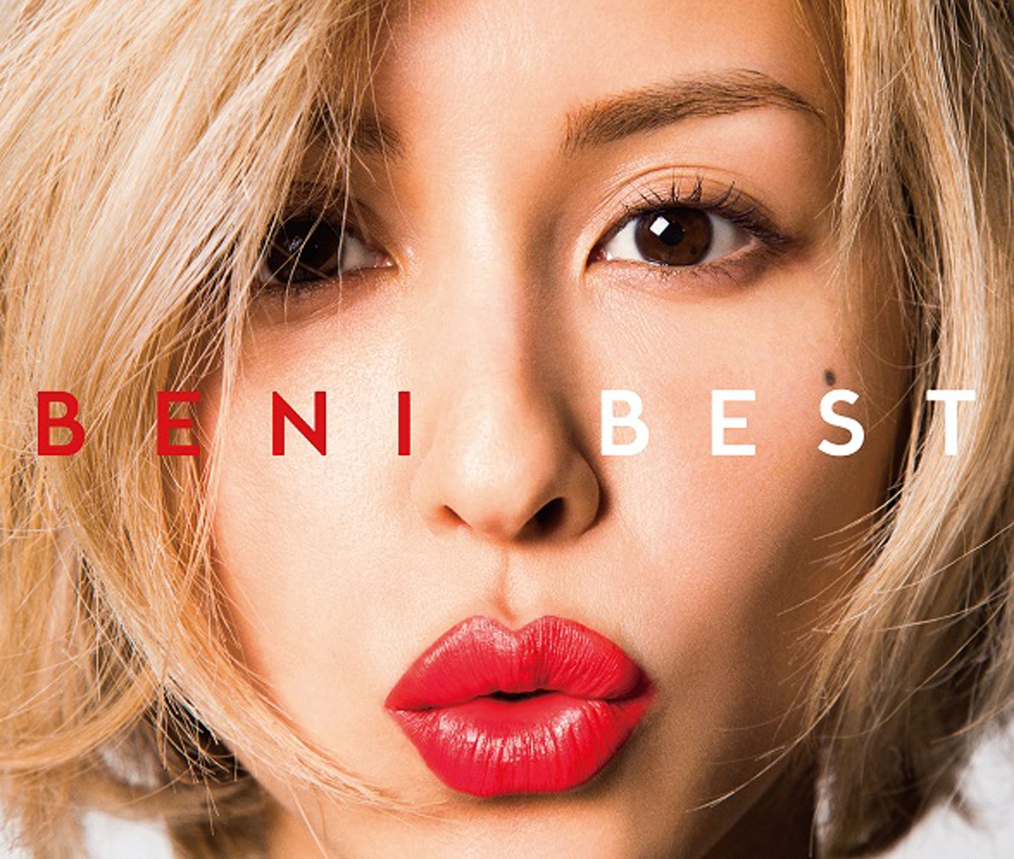 BENI「BEST All Singles & Covers Hits」豪華盤ジャケット