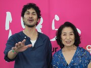 2012年6月1日放送の「僕らの音楽」より、平井堅と倍賞美津子。