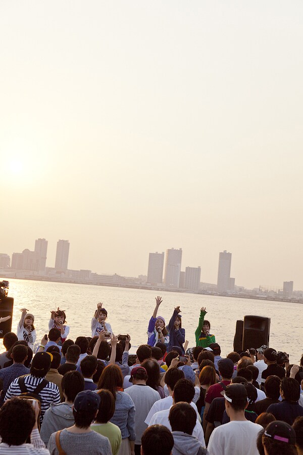 Especia「Te Gusta La Noche?」の様子。