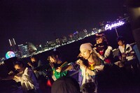 Especia「Te Gusta La Tarde?」の様子。