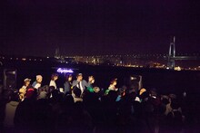 Especia「Te Gusta La Tarde?」の様子。