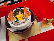 三浦翔平のバースデーケーキ。