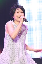 「SAYONARA 国立競技場FINAL WEEK『JAPAN NIGHT』」5月28日公演より岸谷香。