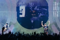 m-flo「m-flo TOUR 2014 “FUTURE IS WOW”」Zepp DiverCity TOKYO公演の様子。