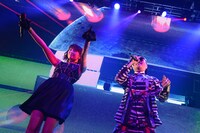 m-flo「m-flo TOUR 2014 “FUTURE IS WOW”」Zepp DiverCity TOKYO公演の様子。