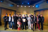 内田裕也 feat. 指原莉乃「シェキナベイベー」のビデオクリップ撮影に集まった豪華メンバー。