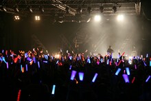 「May'n Road to 10th Anniversary Japan & World Tour 2014-2015『dots and lines』」台湾公演の様子。