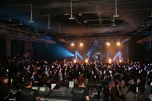 「May'n Road to 10th Anniversary Japan & World Tour 2014-2015『dots and lines』」台湾公演の様子。