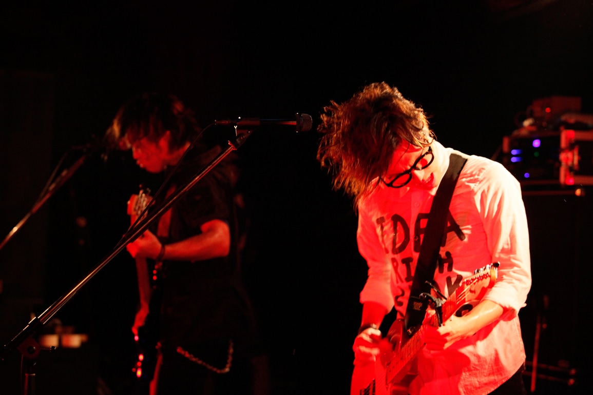BLUE ENCOUNT「DESTINATION IS "PLACE"」Music Club JANUS公演の様子。（撮影：中村和史）