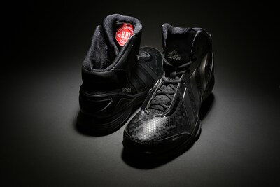 ダンスパフォーマンスシューズ「DP.01」