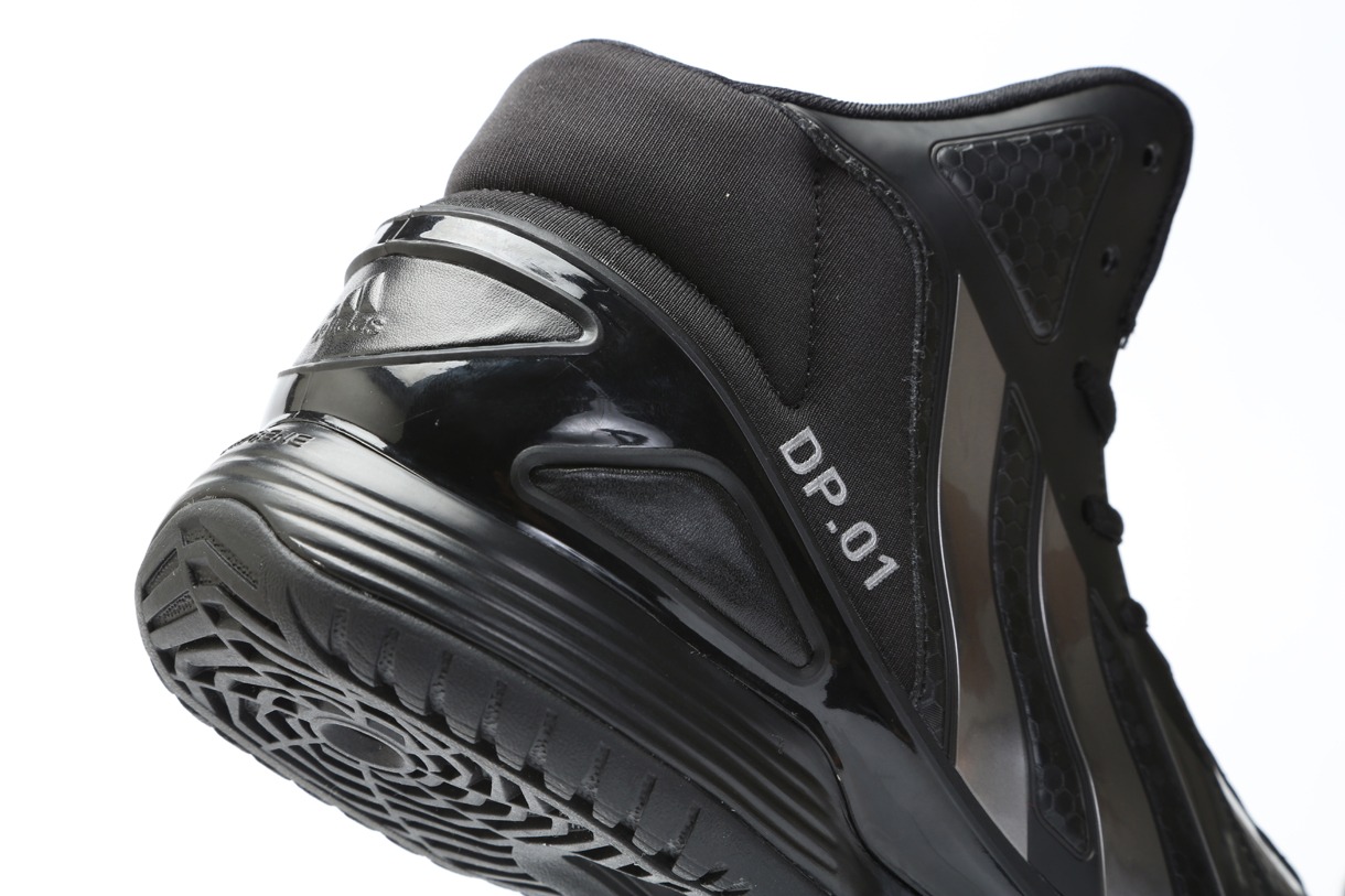 「DP.01」のヒール部分。