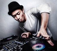 DJKENTARO