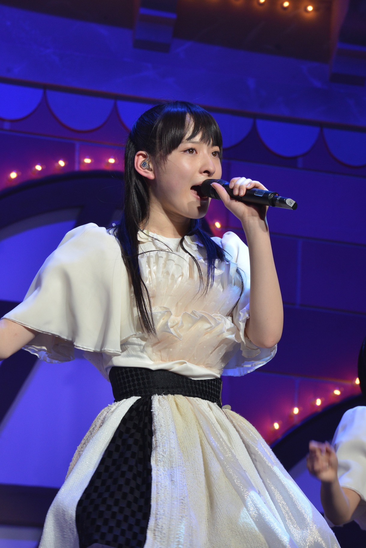 松野莉奈
