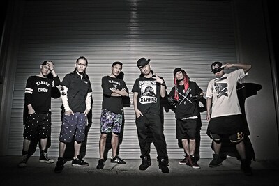 「GRAND MASTER」所属アーティスト。左から2WINの2人、Zeebra、EGO、SHOW GUNのメンバー2人。