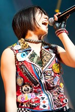 高見奈央（ベイビーレイズ）