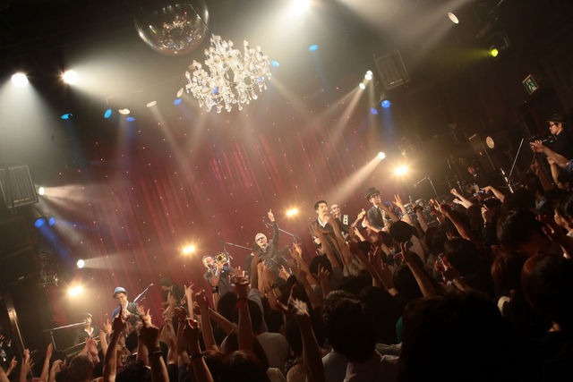 「SPACE SHOWER TV“LIVE with YOU”～東京スカパラダイスオーケストラ～」収録ライブの様子。（撮影：柴田恵理）