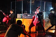 HERE「CHAOTIC SYMPATHY」PV撮影の様子。