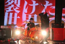 HERE「CHAOTIC SYMPATHY」PV撮影の様子。