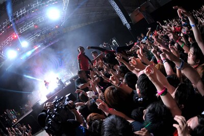 SiM（撮影：半田“H.and.A”安政）