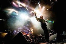 マキシマム ザ ホルモン（撮影：浜野カズシ）