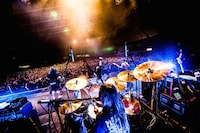 今週の人気画像1位は「“中間管理職”マキシマム ザ ホルモンがメッセで大暴れ」より、マキシマム ザ ホルモン。（撮影：浜野カズシ）