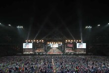 「AKB48 37thシングル選抜総選挙 夢の現在地～ライバルはどこだ？～」開票イベントの様子。 (c)AKS