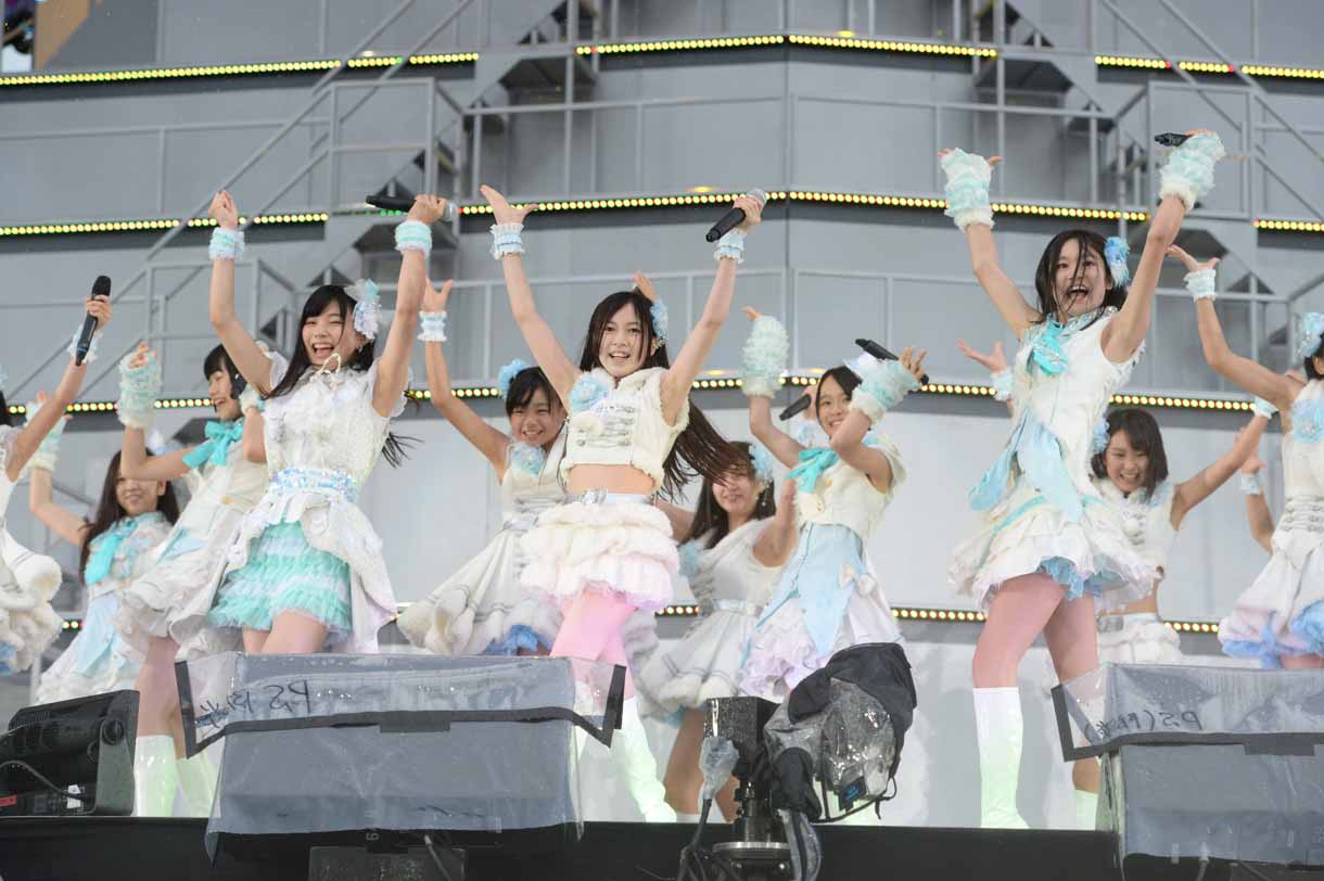 「AKB48 37thシングル選抜総選挙 夢の現在地～ライバルはどこだ？～」ライブの様子。 (c)AKS