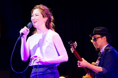 JiLL-Decoy associationのchihiRo（Vo）、kubota（G）。 （Photo by Yoshitaka Shirakura）