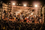 TURTLE ISLAND、Glastonbury Fesメインステージに出演