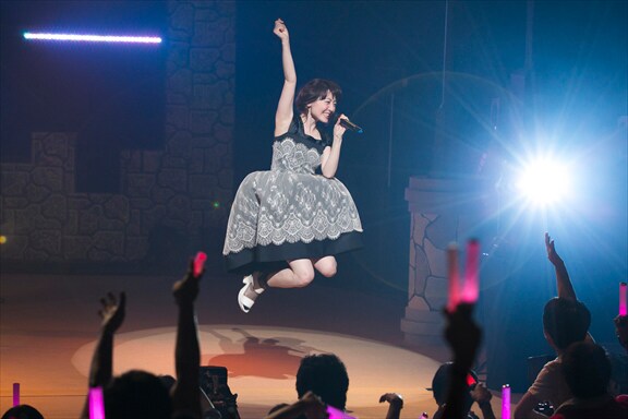 花澤香菜「花澤香菜 live 2014 “25”」東京・NHKホール公演の様子。