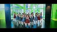 乃木坂46「夏のFree＆Easy」PVのワンシーン。