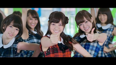 乃木坂46「夏のFree＆Easy」PVのワンシーン。