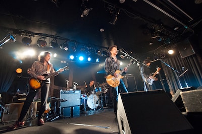 DUDE TONE「DUDE TONE LIVE 2014 “十字路のGuitar”」東京・下北沢GARDENの様子。