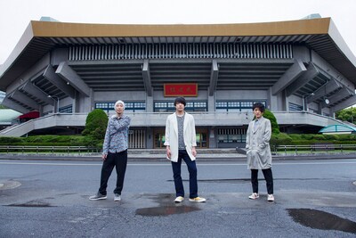 日本武道館を背に撮影された、フジファブリックの最新アーティスト写真。