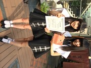 東京女子流の新井ひとみと庄司芽生。